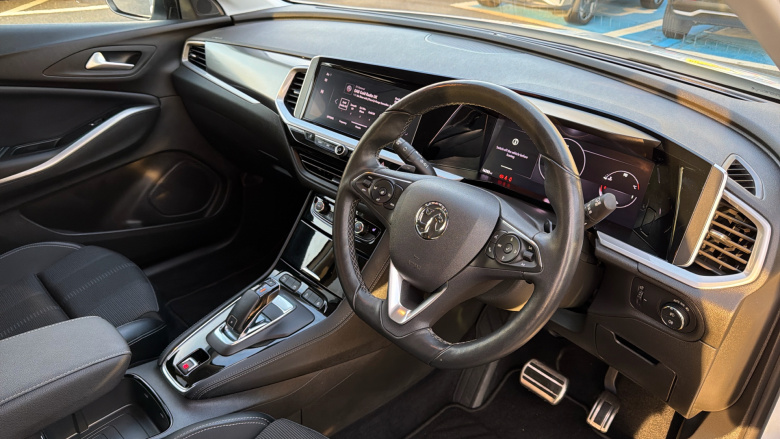 Vauxhall Grandland 1.2 Turbo Elite 5dr Auto Petrol Hatchback